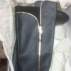 NEW Unlisted Women's Boots, Beyond Pumped, 6.5